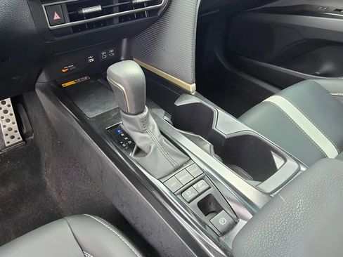 Used 2026 Toyota Camry SE w/ Multimedia Upgrade Package FWD image 16