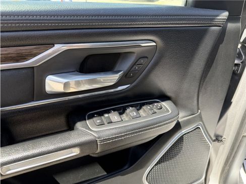 Used 2020 RAM 1500 Laramie RWD image 17