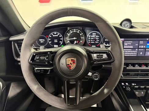 Used 2020 Porsche 911 Carrera 4S AWD/4WD image 36