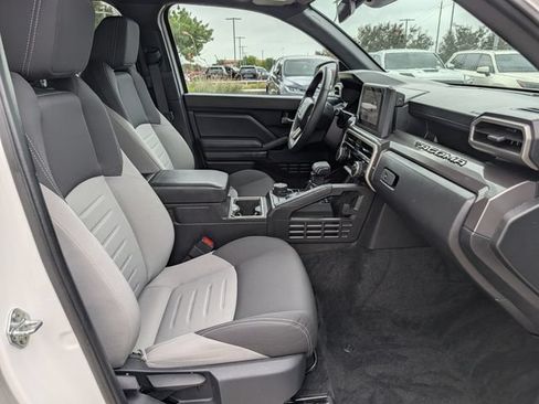 Used 2026 Toyota Tacoma TRD Off-Road AWD/4WD image 31
