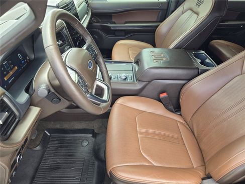 Certified 2024 Ford Expedition King Ranch AWD/4WD image 12