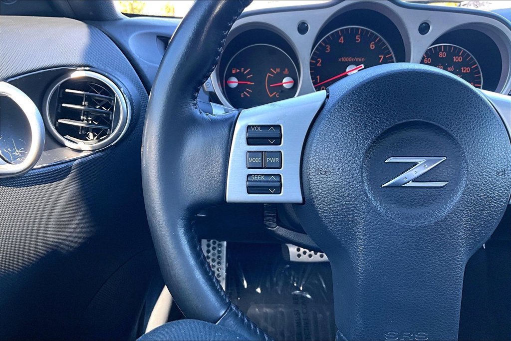 Used 2008 Nissan 350Z Grand Touring RWD image 22