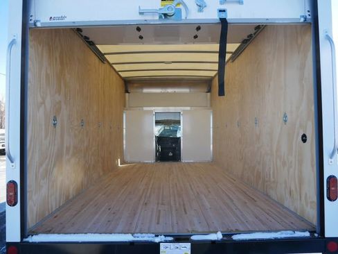 New 2025 Chevrolet Express 4500 w/ Power Convenience Package RWD image 15