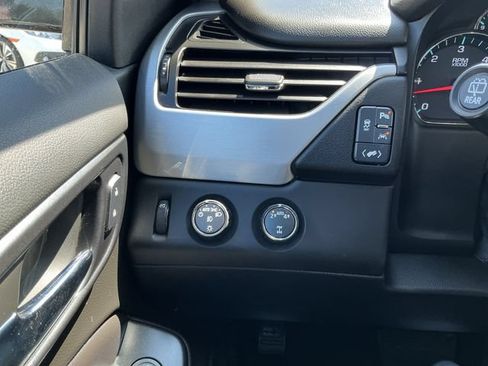 Used 2019 GMC Yukon SLT AWD/4WD image 21