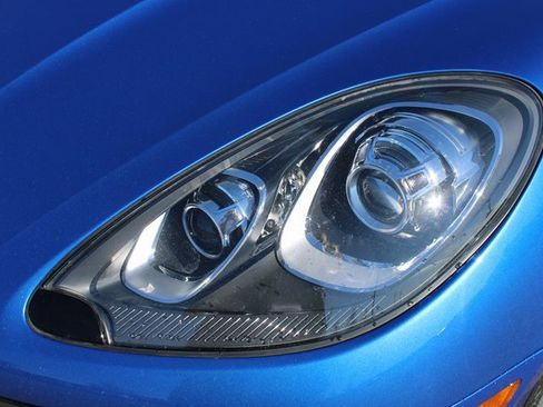 Used 2018 Porsche Macan Sport Edition image 12