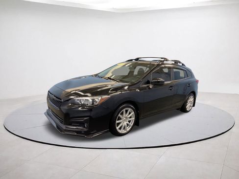 Used 2019 Subaru Impreza 2.0i Premium image 3