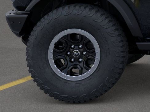 New 2025 Ford Bronco Badlands w/ Sasquatch Package AWD/4WD image 24