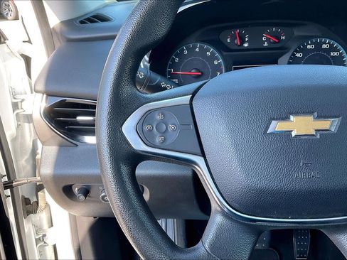 Used 2020 Chevrolet Traverse LS image 23