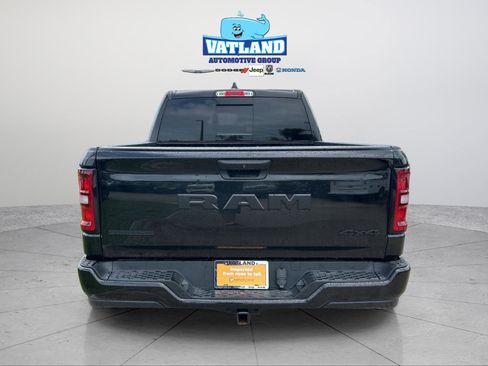 Used 2025 RAM 1500 Big Horn AWD/4WD image 5