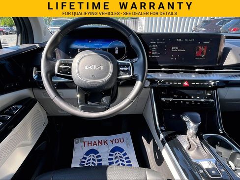 Used 2024 Kia Carnival SX Prestige FWD image 5