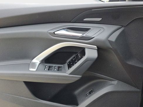 New 2026 Audi Q5 Premium Plus image 18