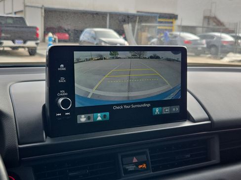 Used 2024 Honda Pilot TrailSport image 24