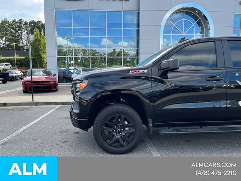 Used 2026 Chevrolet Silverado 1500 Custom Trail Boss AWD/4WD image 2