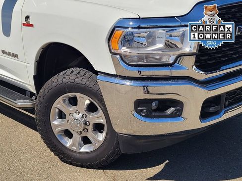 Used 2024 RAM 2500 Big Horn w/ Off Road Package AWD/4WD image 9
