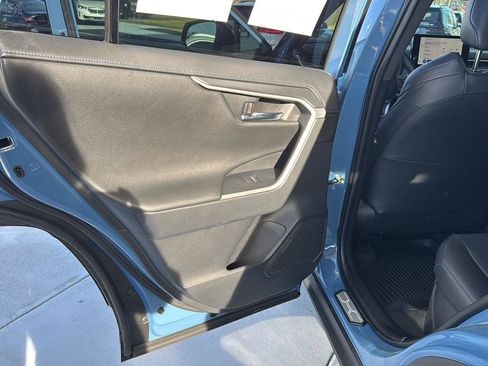 Used 2025 Toyota RAV4 XSE image 15