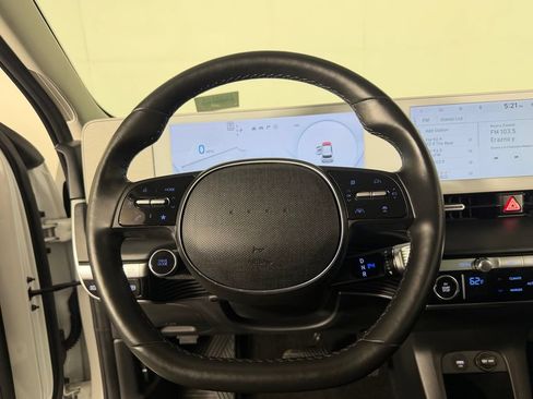 Used 2024 Hyundai Ioniq 5 SEL AWD/4WD image 16