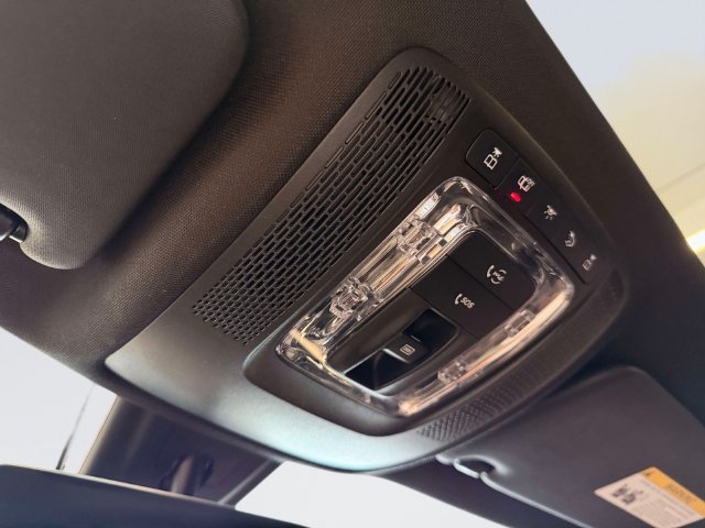 Certified 2023 Mercedes-Benz GLB 250 4MATIC image 33