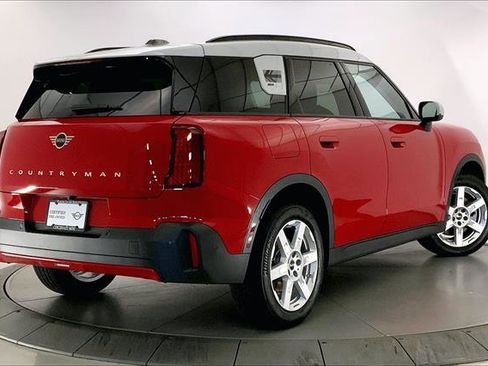 Certified 2025 MINI Cooper Countryman S w/ Comfort Package Max image 12