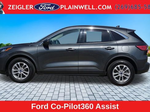 Used 2020 Ford Escape SE AWD/4WD image 2