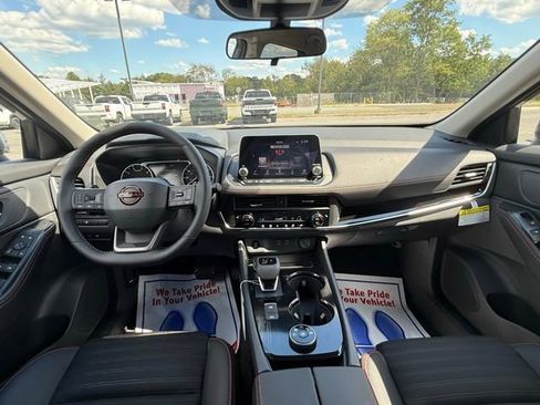 New 2026 Nissan Rogue SV image 20