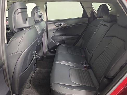 Used 2024 Kia Sportage SX Prestige image 21