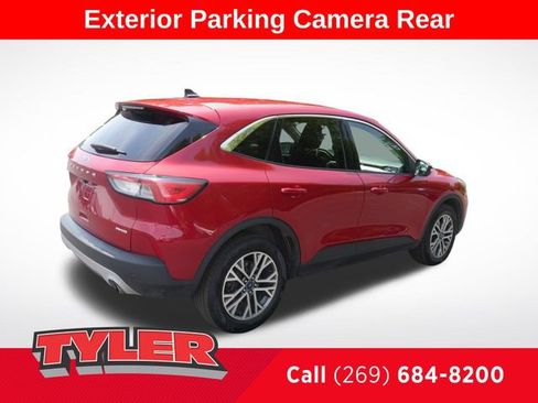 Used 2022 Ford Escape SEL w/ Technology Package AWD/4WD image 8