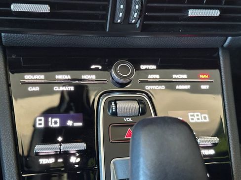 Used 2023 Porsche Cayenne image 26