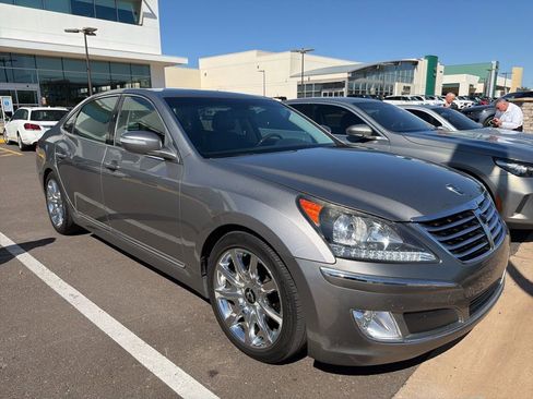 Used 2011 Hyundai Equus Ultimate image 3