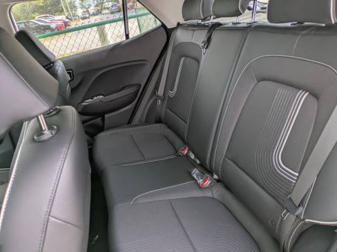 New 2026 Hyundai Venue SEL FWD image 12