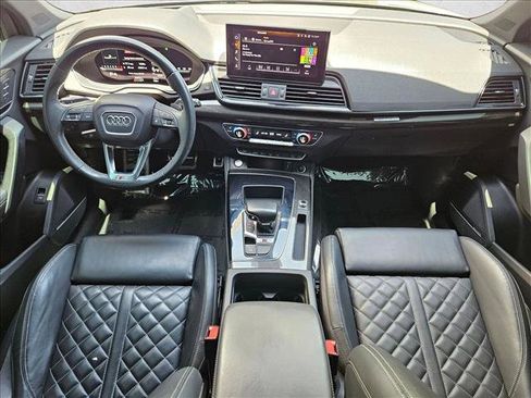 Used 2023 Audi SQ5 Prestige w/ Prestige Package AWD/4WD image 22