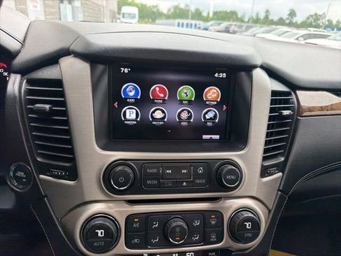 Used 2015 GMC Yukon XL Denali w/ Premium Package AWD/4WD image 28