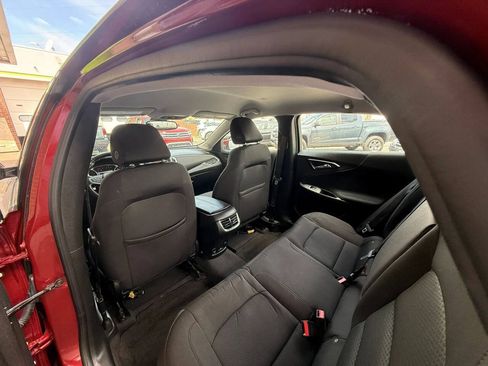 Used 2018 Chevrolet Malibu LT FWD image 20