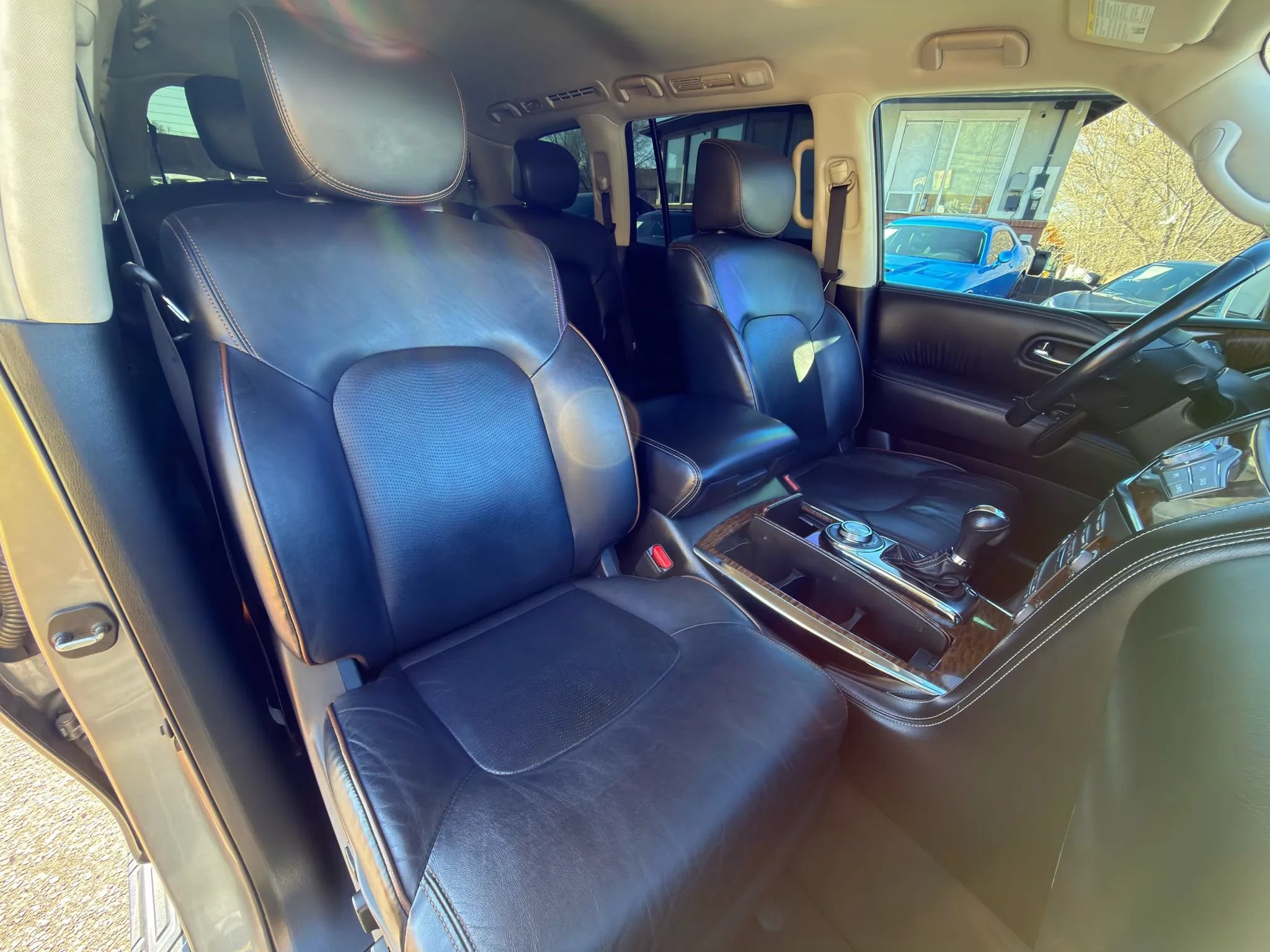 Used 2019 Nissan Armada Platinum w/ Captain's Chairs Package AWD/4WD image 5