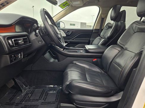 Used 2023 Lincoln Aviator Reserve w/ Equipment Group 201A image 25