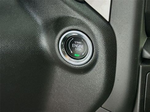 Used 2026 Chevrolet Silverado 1500 Custom image 14