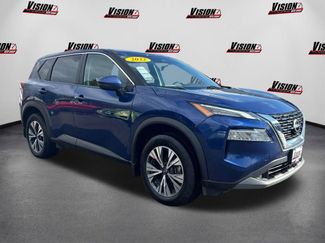 Used 2022 Nissan Rogue SV video 3