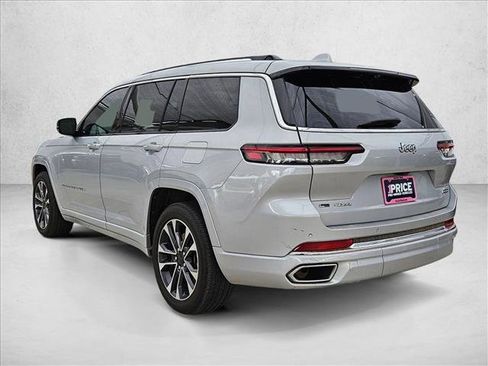 Used 2022 Jeep Grand Cherokee L Overland w/ Luxury Tech Group IV AWD/4WD image 7