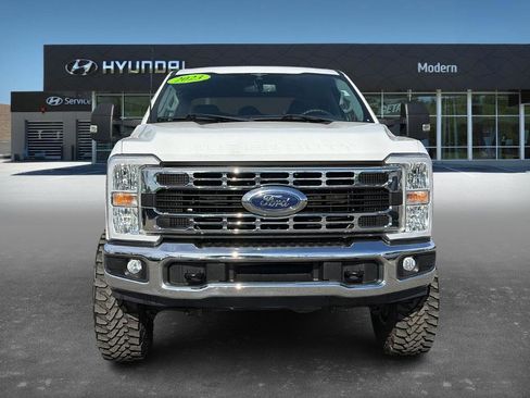 Used 2023 Ford F250 XLT w/ FX4 Off-Road Package image 2