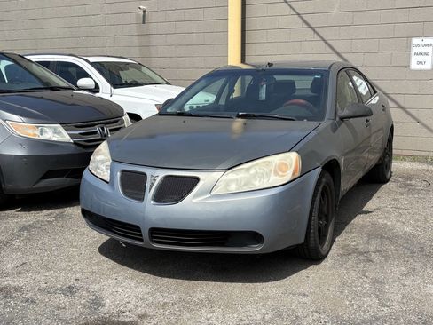 Used 2009 Pontiac G6 Sedan w/ Sport Package 1 FWD image 1