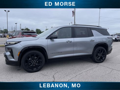 Used 2025 Chevrolet Traverse RS w/ LPO, Floor Liner Package AWD/4WD image 10