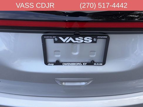 New 2026 Chrysler Pacifica Select image 6