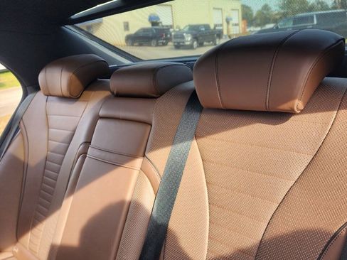 Used 2018 Mercedes-Benz S 560 Sedan image 47
