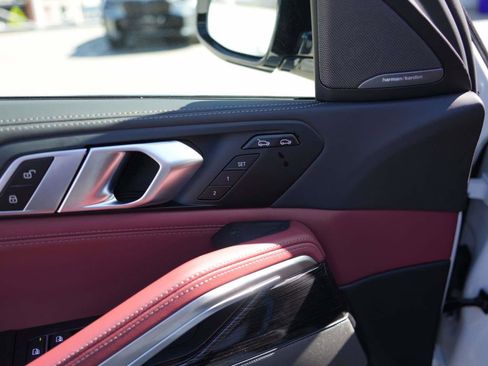 New 2026 BMW X6 xDrive40i w/ Premium Package image 13