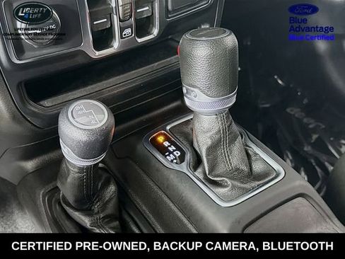 Used 2023 Jeep Gladiator Sport image 16