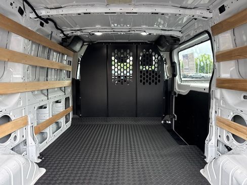 Used 2025 Ford Transit 250 Low Roof w/ Exterior Upgrade Package RWD image 17