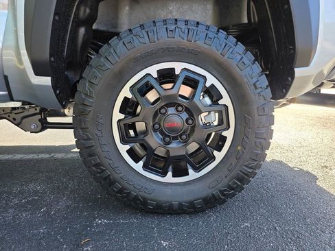 New 2026 Toyota Tacoma TRD Off-Road AWD/4WD image 19