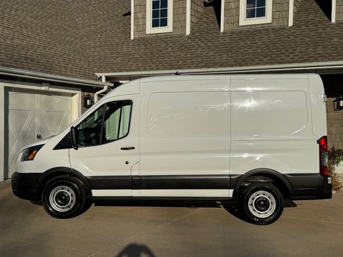 Used 2020 Ford Transit 250 Medium Roof w/ Load Area Protection Package image 3