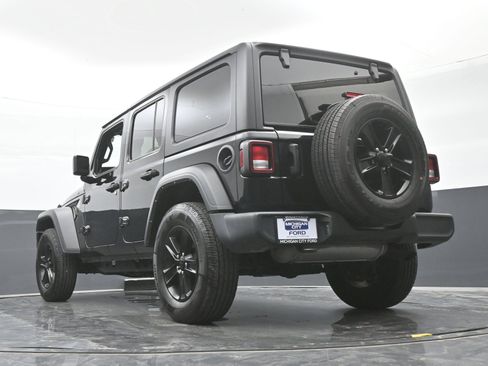 Used 2022 Jeep Wrangler Unlimited Sport AWD/4WD image 42