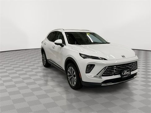 Certified 2025 Buick Envision Preferred image 12