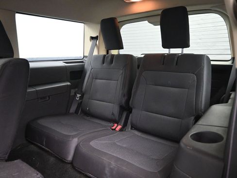 Used 2016 Ford Flex SE image 23